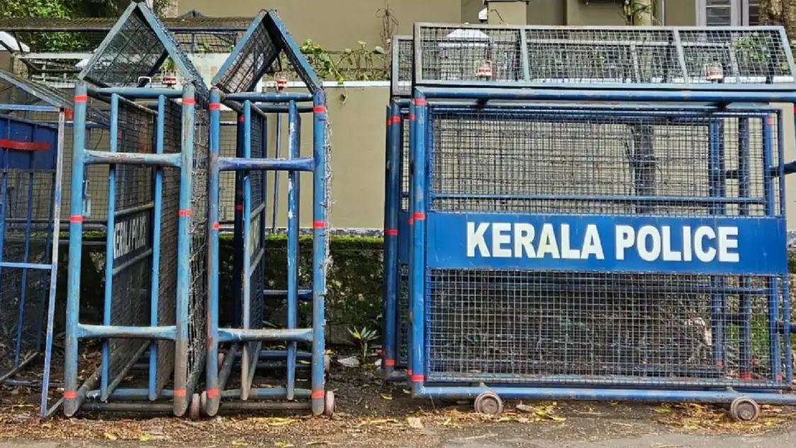 പുതിയ തൊഴില്‍ നിയമം; 2026 ഫെബ്രുവരി 12ന് ദേശീയ പണിമുടക്ക്, പ്രഖ്യാപനവുമായി 10 ട്രേഡ് യൂണിയനുകള്‍