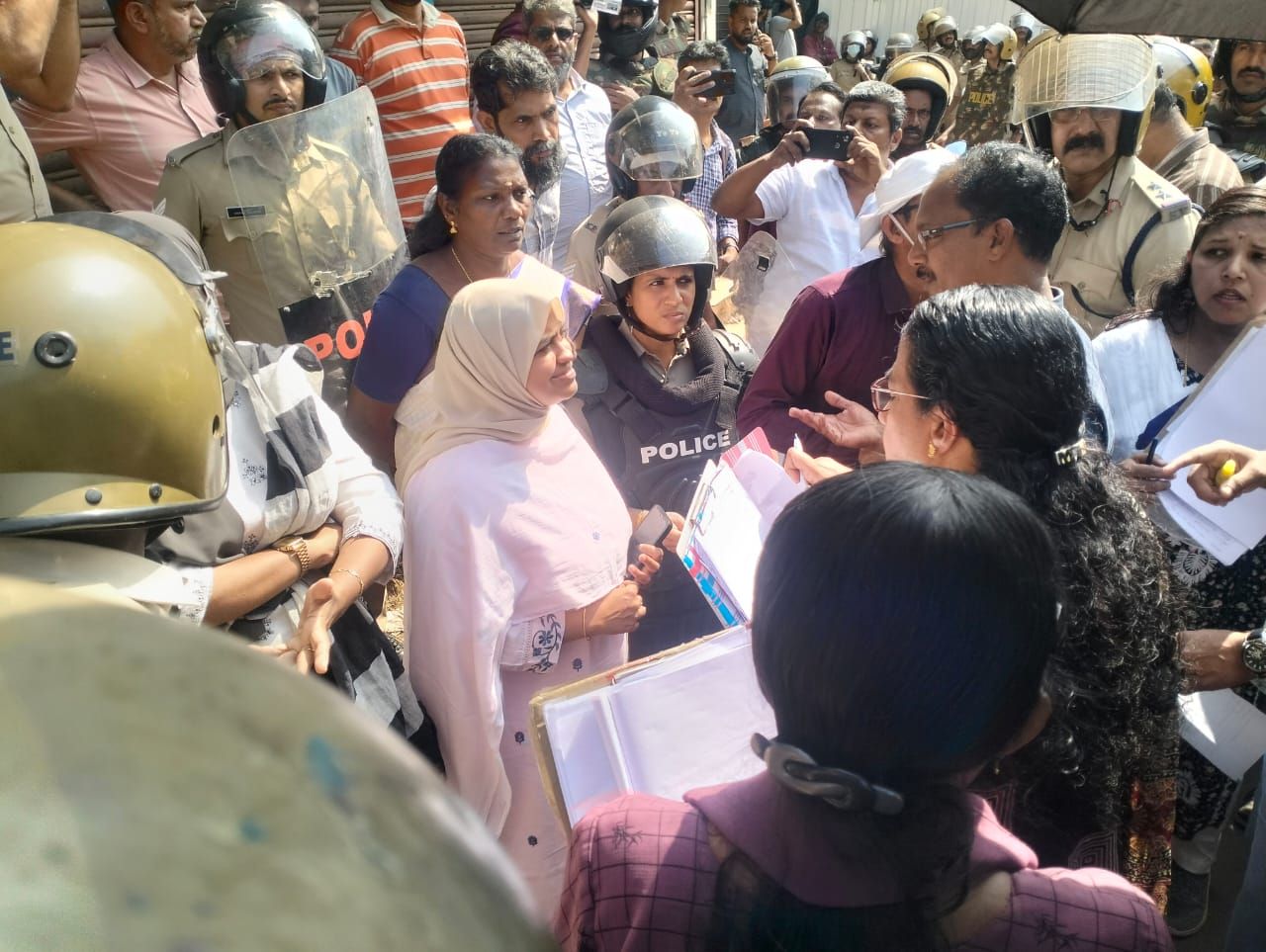 whatsapp-image-2025-12-23-at-8.13.06-am