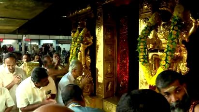 ശബരിമലയിൽ ഇന്ന് മണ്ഡലപൂജ; തീർത്ഥാടകർക്ക് നിയന്ത്രണം, മകരവിളക്ക് മഹോത്സവത്തിനായി 30ന് നട തുറക്കും