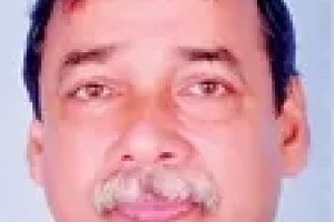 നൂലലങ്കാര കലാകാരൻ ബാബു കൊളപ്പള്ളിക്ക് ഫോ‌ക്ലോർ അവാർഡ്