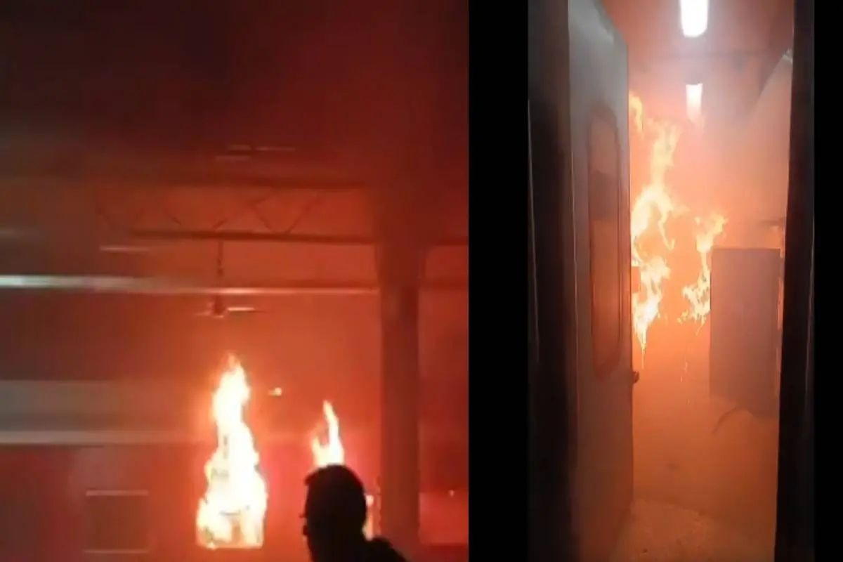 ടാറ്റാനഗർ-എറണാകുളം എക്‌സ്പ്രസിലെ രണ്ട് കോച്ചുകൾക്ക് തീപ്പിടിച്ചു; ഒരുമരണം; അപകടം ആന്ധ്രയിൽ