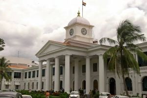 സർക്കാർ ജീവനക്കാരുടെ ശമ്പളപരിഷ്‌കരണം ബജറ്റിനുമുൻപ്‌ പ്രഖ്യാപിച്ചേക്കും; മാർച്ചിൽ പുതിയ ശമ്പളം