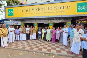 മൂന്നിടങ്ങളിൽ തൊഴിലാളി കൂട്ടായ്മ സംഘടിപ്പിച്ചു