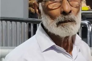 പുളിക്കൂൽ കൃഷ്ണൻ (നാദാപുരം റോഡ് )എന്ന ആളെ ഇന്ന് ഇന്നലെ മുതൽ  വൈകുന്നേരം മുതൽ കാൺമാനില്ല.