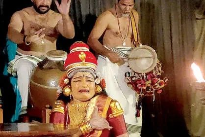 നവരസങ്ങൾ പകർന്ന് നങ്ങ്യാർകൂത്ത്