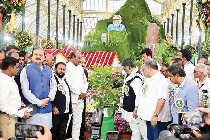 റിപ്പബ്ലിക് ദിന പുഷ്പമേള തുടങ്ങി; ലാൽബാഗിൽ ഇനി വസന്തകാലം