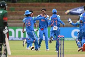 അണ്ടര്‍ 19 ലോകകപ്പ്: ബംഗ്ലദേശിനെ തോല്‍പിച്ച് ഇന്ത്യ സൂപ്പര്‍ സിക്സില്‍