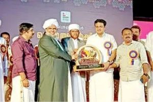 കേരളത്തിന്റെ മതനിരപേക്ഷ മനസ്സിനൊപ്പമാണ് ഖലീൽ തങ്ങൾ നിലകൊള്ളുന്നത് -മന്ത്രി റിയാസ്