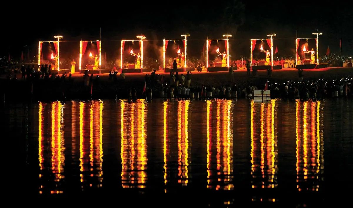കുംഭമേള: തിരക്കു നിയന്ത്രിക്കാൻ കർശനനടപടികൾ