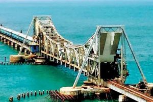 നൂറ്റാണ്ടു പഴക്കമുള്ള പാമ്പൻപാലം റെയിൽവേ മ്യൂസിയത്തിലേക്ക്