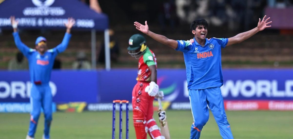 6 റണ്‍സിനിടെ നഷ്ടമായത് 6 വിക്കറ്റ്! സിംബാബ്‌വെയെ എറിഞ്ഞിട്ടു; U19 ലോകകപ്പില്‍ വിജയക്കുതിപ്പ് തുടര്‍ന്ന് ഇന്ത്യ