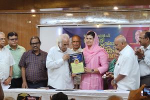 വിദ്യാഭ്യാസത്തിലൂടെ മാത്രമേ വനിതാ മുന്നേറ്റം സാദ്ധ്യമാവുകയുള്ളൂ... : ഡോ.കെ.കെ.എൻ.കുറുപ്പ്