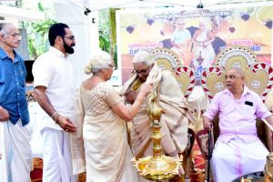 അഴിയൂർ തിരുമംഗലത്ത് തറവാട് സംഗമം: കാരണവർക്കും തറവാട്ടമ്മയ്ക്കും ആദരം