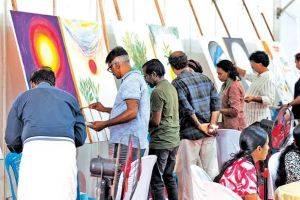 നിറക്കൂട്ടുകളിൽ ഊർജസംരക്ഷണ സന്ദേശം ഐഇഎഫ്കെയിലെ ചിത്രകലാവിരുന്ന് ശ്രദ്ധേയമാകുന്നു