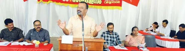 റെയിൽവേ ടിക്കറ്റ് ബുക്കിങ് കേന്ദ്രം പുനരാരംഭിക്കണം- എൻ.ജി.ഒ. യൂണിയൻ