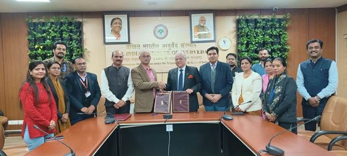 ആയുർവേദ ചികിത്സ ഇനി ഇൻഷുറൻസ് പരിധിയിൽ: AIIA-യും ജനറൽ ഇൻഷുറൻസ് കൗൺസിലും ധാരണാപത്രം ഒപ്പുവെച്ചു