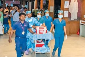 കുഞ്ഞേ നിനക്ക്ഹൃദയംകൊണ്ടൊരു സല്യൂട്ട്