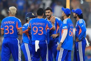 പാകിസ്താനെ എറിഞ്ഞൊതുക്കി ഇന്ത്യ; 61 റൺസിന്റെ തകർപ്പൻ ജയത്തോടെ സൂപ്പർ എട്ടിൽ.