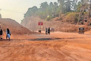 ദേശീയപാത അധികൃതർ വാക്കു പാലിച്ചില്ല; കുന്ന്യോറമലയിൽ ഫൂട്ട് ഓവർ ബ്രിജ് ഇല്ല: പരാതിയുമായി നാട്ടുകാർ