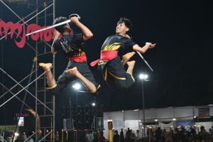 എല്ലാവഴികളും പൊന്ന്യംവയലിലേക്ക്.. ഏഴരക്കണ്ടത്ത് തീപാറും പോരാട്ടം :ചാലക്കര പുരുഷു