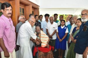 വടകരയുടെ ഹരിതസാന്ത്വനം: നാണുവേട്ടനും ഹരിതാമൃതത്തിന്റെ തണൽവഴികളും