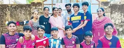 ജില്ലാ സബ്ജൂനിയർ ത്രോബോൾ; അയ്യത്താൻ ഹൈസ്‌കൂളിന് ഇരട്ടക്കിരീടം