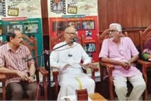 ബിനാലെ അനുബന്ധ പരിപാടി തുടങ്ങി