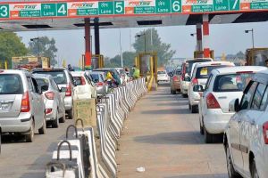 ദേശീയപാതകളിൽ ഏപ്രിൽ മുതൽ പണം വാങ്ങില്ല; ടോൾ ഫാസ്‌ടാഗ് അല്ലെങ്കിൽ യുപിഐ വഴി മാത്രം