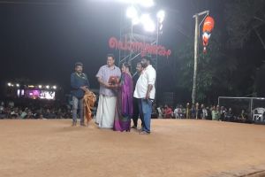 ആകാശത്ത് ഇടിമിന്നൽ തീർത്ത് പുതുകാലത്തെ ഉണ്ണിയാർച്ചയും , ഒതേനനും :ചാലക്കര പുരുഷു