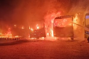 തിരുവനന്തപുരം ട്രിവാന്‍ഡ്രം സ്‌കോട്ടിഷ് സ്‌കൂളില്‍ തീപിടിത്തം; മൂന്ന് ബസുകള്‍ പൂര്‍ണമായും കത്തിനശിച്ചു; ദുരൂഹത