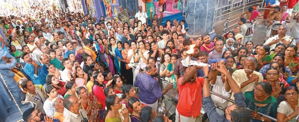 ദേവിയെ കാപ്പുകെട്ടി കുടിയിരുത്തി; ആറ്റുകാലിൽ ഉത്സവം തുടങ്ങി