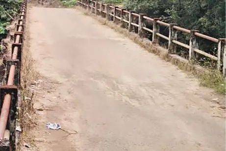 ആനക്കല്ലുംപാറ റെഗുലേറ്റർ കം ബ്രിഡ്ജ് പുനരുദ്ധാരണത്തിന് 30 ലക്ഷം രൂപ അനുവദിച്ചു