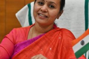 ചെറുപ്പക്കാരിലെ കുഴഞ്ഞുവീണുള്ള മരണം: പൊതുവിടങ്ങളിൽ എ.ഇ.ഡി മെഷീൻ സ്ഥാപിക്കണമെന്ന് ആരോഗ്യവകുപ്പ് മന്ത്രി