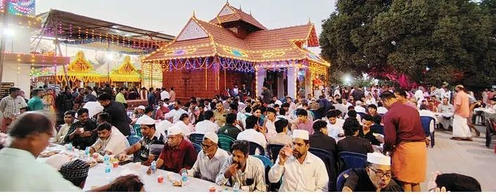 മതമൈത്രിക്ക് ഊർജം പകർന്ന് സമൂഹ നോമ്പുതുറ