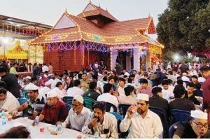 മതമൈത്രിക്ക് ഊർജം പകർന്ന് സമൂഹ നോമ്പുതുറ