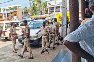 എടപ്പാളിൽ വൻ പോലീസ് സന്നാഹത്തിൽ കേരള  സ്റ്റോറി-2 പ്രദർശനം