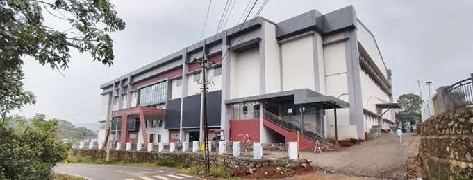 കെ.പി.തോമസ് സ്റ്റേഡിയം നാളെ നാടിന്‌ സമർപ്പിക്കും