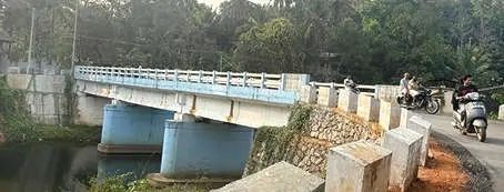 പ്രളയത്തിൽ തകർന്ന പാക്കോയിപ്പാലം പുനർനിർമ്മിച്ചു; ഇന്ന് നാടിന് സമർപ്പിക്കും