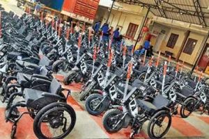 സ്കൂട്ടർ-കം-വീൽച്ചെയർ വിതരണം നാളെ