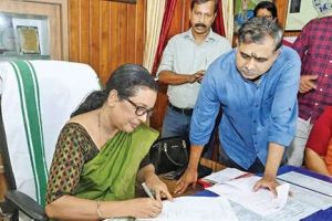 സംസ്കൃത സർവകലാശാലാ വൈസ് ചാൻസലറായി പ്രൊഫ. സിസാതോമസ് ചുമതലയേറ്റു