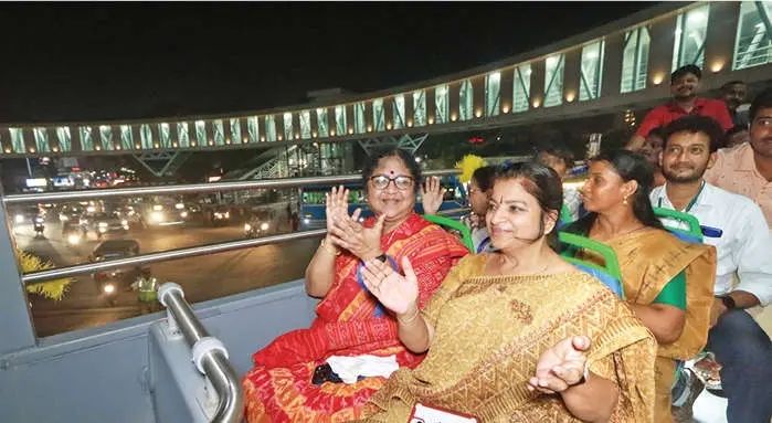 സുവോളജിക്കൽ പാർക്കിലേക്ക് ഡബിൾ ഡെക്കർ സർവീസ് തുടങ്ങി