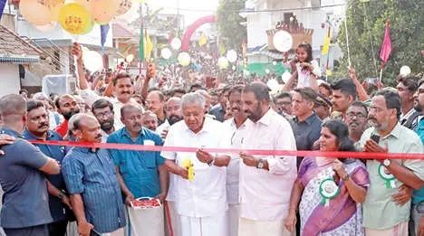 കേന്ദ്രത്തിനെതിരേ പ്രതിപക്ഷം ഒന്നും മിണ്ടിയിട്ടില്ല -മുഖ്യമന്ത്രി