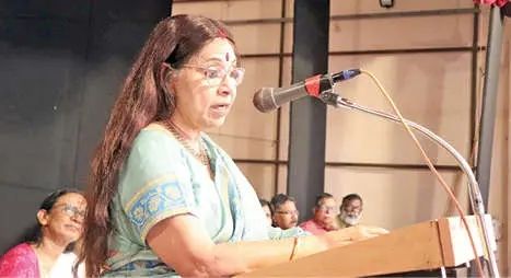 സ്വന്തം രാജ്യത്തെ തള്ളിപ്പറയാതിരിക്കാൻ പുതുതലമുറയെ പഠിപ്പിക്കണം-ശ്രീകുമാരി രാമചന്ദ്രൻ