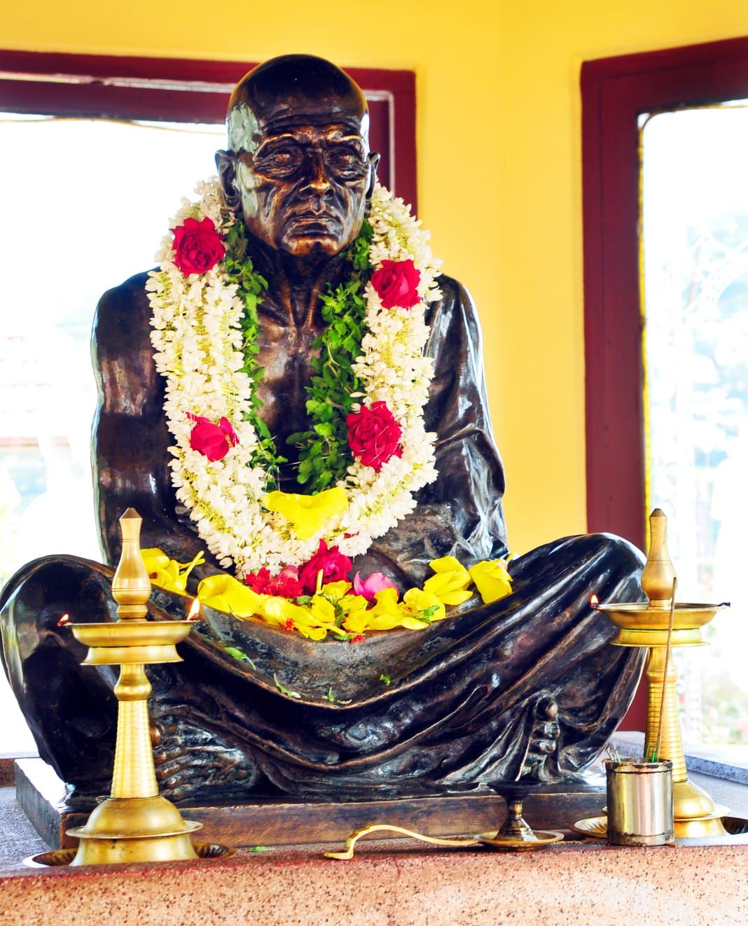 ഇത് ഗുരു ചൈതന്യത്തിന്റെ പ്രഭവ കേന്ദ്രം :ചാലക്കര പുരുഷു