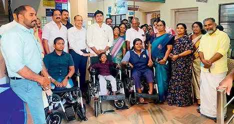 ഭിന്നശേഷി വിദ്യാർഥികൾക്ക് ഇലക്ട്രോണിക് വീൽചെയർ നൽകി