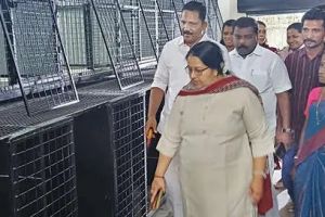 തെരുവുനായ്ക്കൾക്ക് 'ഹോസ്റ്റൽ' തൃക്കാക്കര നഗരസഭയുടെ ഷെൽട്ടർ തുറന്നു