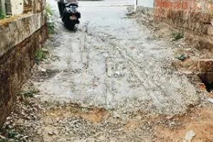 രാമനാട്ടുകരയിൽ സർവീസ് റോഡ് തകർന്ന് അപകടഭീഷണി; ഇരുചക്രവാഹന യാത്രക്കാർ ദുരിതത്തിൽ