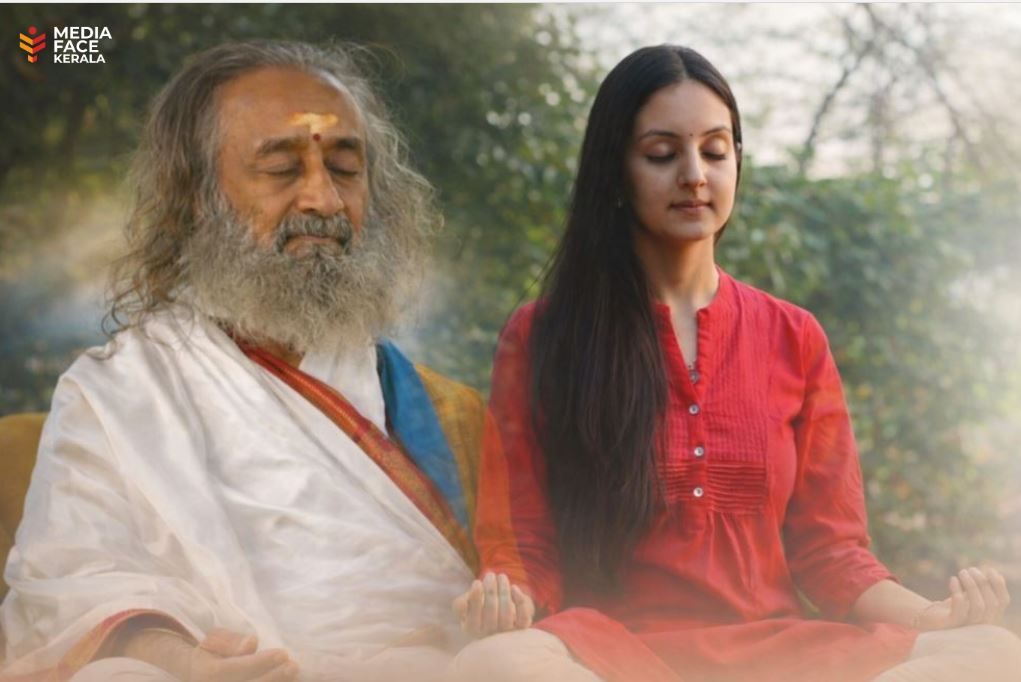 നിശബ്ദതയുടെ മാന്ത്രികതയിലേക്ക് ഒരു തീർത്ഥയാത്ര: ‘മൗനത്തിന്റെ ആഘോഷം