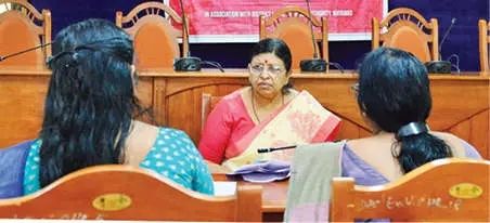 'സ്ത്രീകൾ നേരിടുന്ന പ്രശ്‌നങ്ങൾക്ക് വേഗത്തിലുള്ള പരിഹാരമാണ് ലക്ഷ്യം'