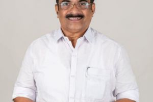 രമേശ് പറമ്പത്ത് മാഹിയിൽ രണ്ടാമൂഴത്തിന്